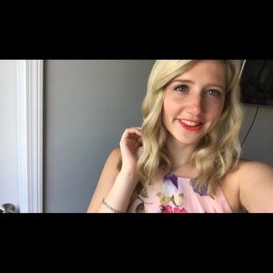 Meet your Posher, Jacqueline